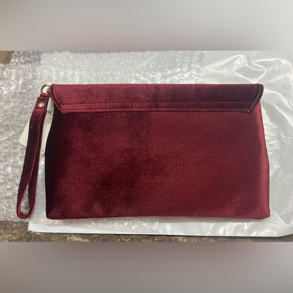Urban Expressions Burgundy Velvet Purse (detachable strap) Certified Vegan - Picture 3 of 9